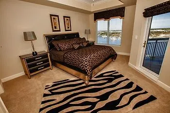 Harbor Landing By Holiday Isle Destin Hotel